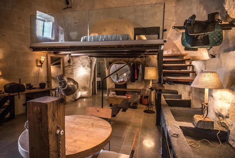 Suite La Stalla Matera Exterior photo